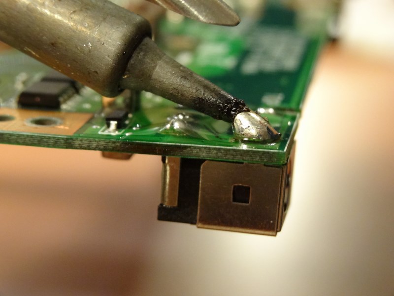 Profesjonalna naprawa / wymiana gniazda zasilania, USB, audio, LAN, VGA HDMI na nowe